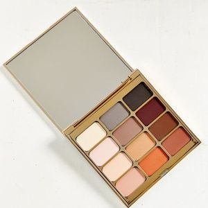 Stila Eye are the Window Mind Palette BNIB